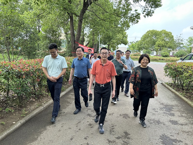 中环环保丨张伯中董事长赴桐城市清源水务项目视察指导